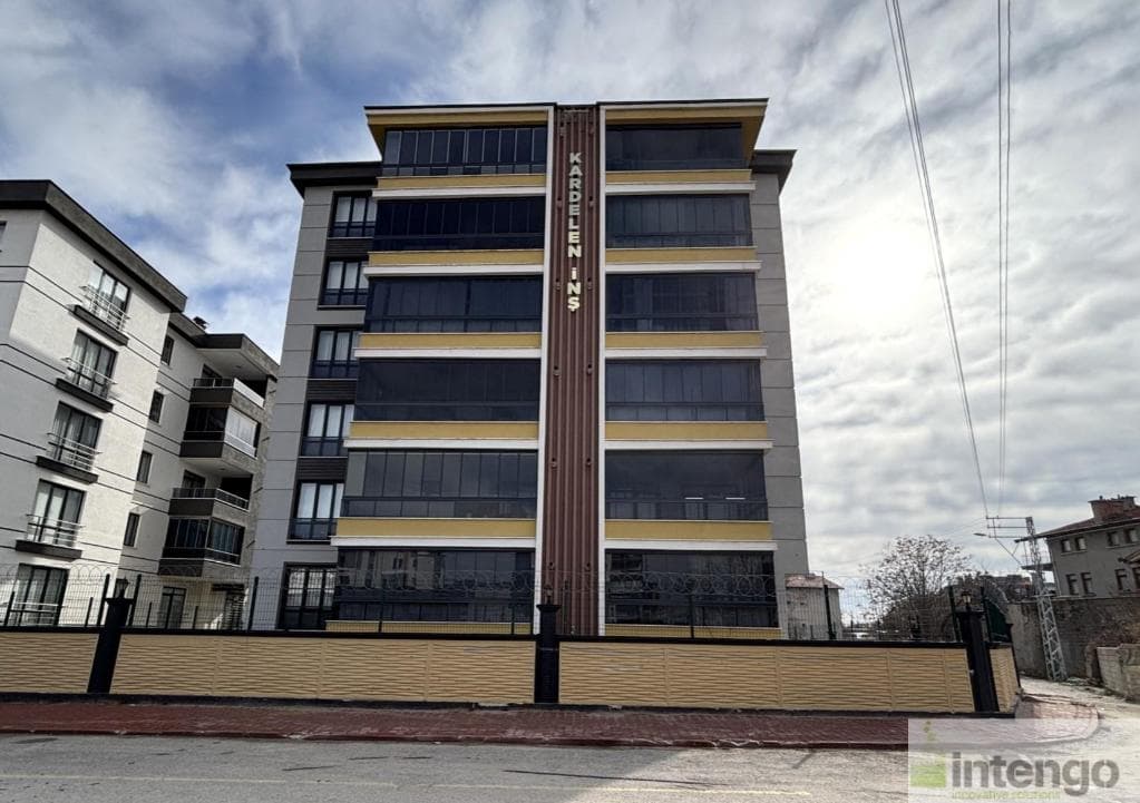 KARATAY KUMKÖPRÜ MAHALLESİ'NDE SATILIK DAİRE (Y-1793)