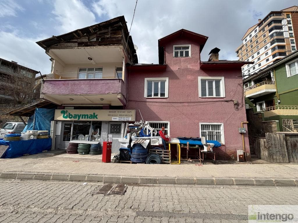 GÜMÜŞHANE MERKEZ KARAER MAHALLESİ'NDE SATILIK 2 KATLI BİNA (AB-876)