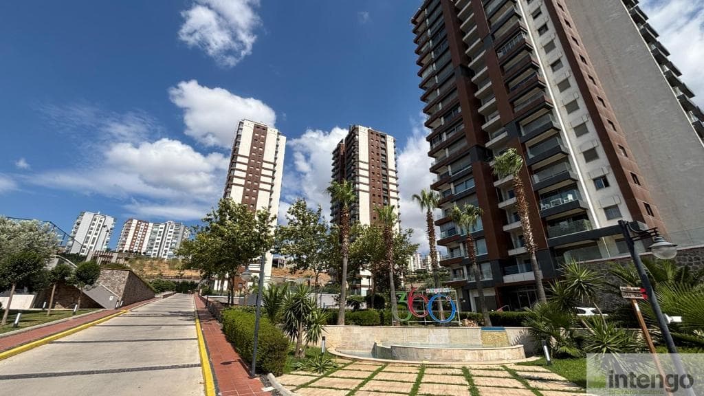 KARŞIYAKA 360 SİTESİ'NDE SATILIK DAİRE (AB-1284)