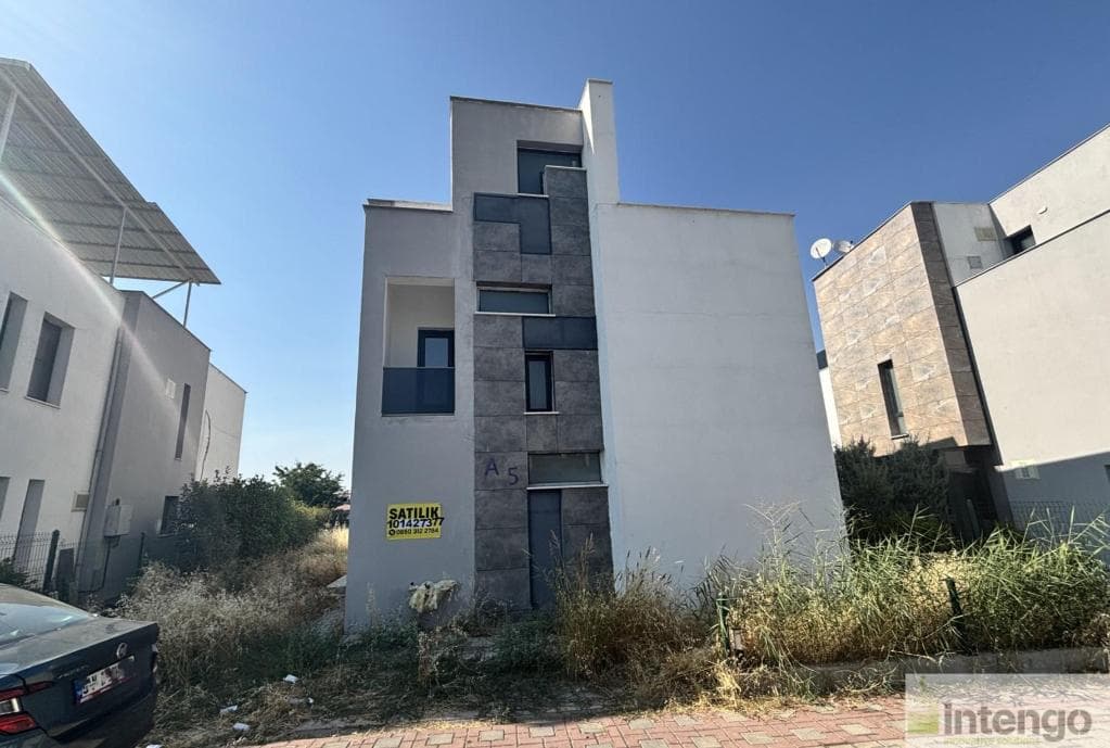 SUR RAYA GARDEN HOMES SİTESİ'NDE SATILIK TRİPLEKS VİLLA (101427377)