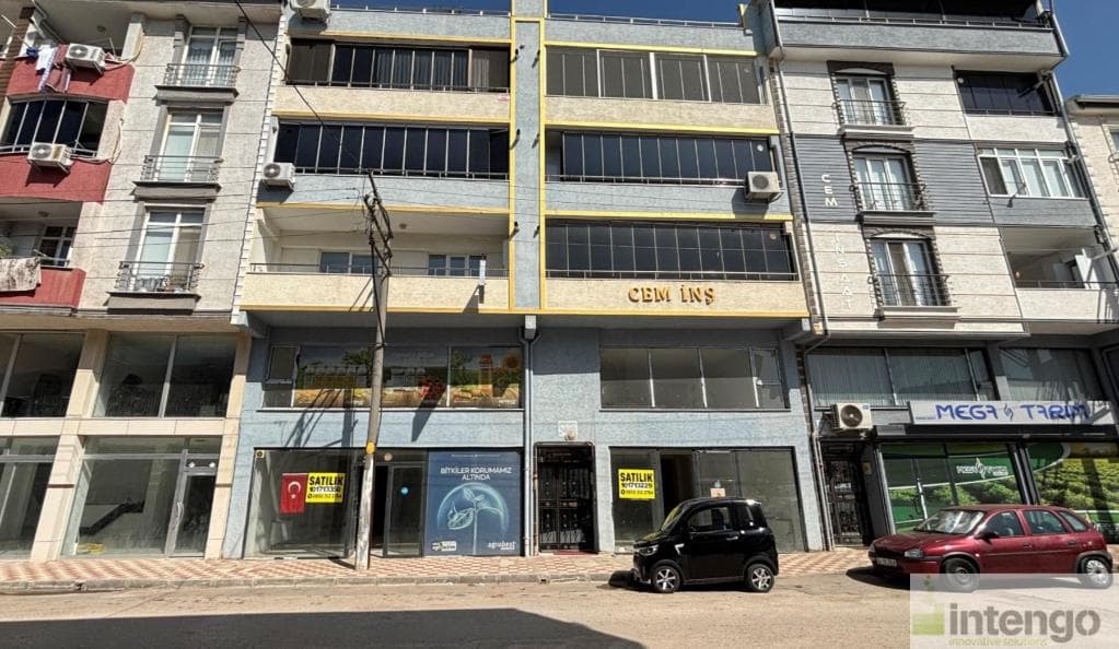 KARACABEY KARACAAHMET CADDESİ'NDE SATILIK ASMA KATLI DÜKKAN (101713350)