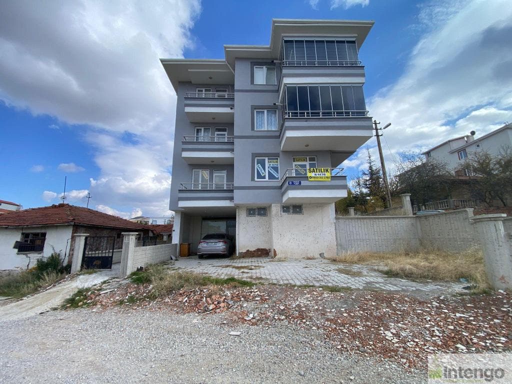 ÇORUM MERKEZ BAHÇELİEVLER MAH.'DE SATILIK DAİRE (R-1178)