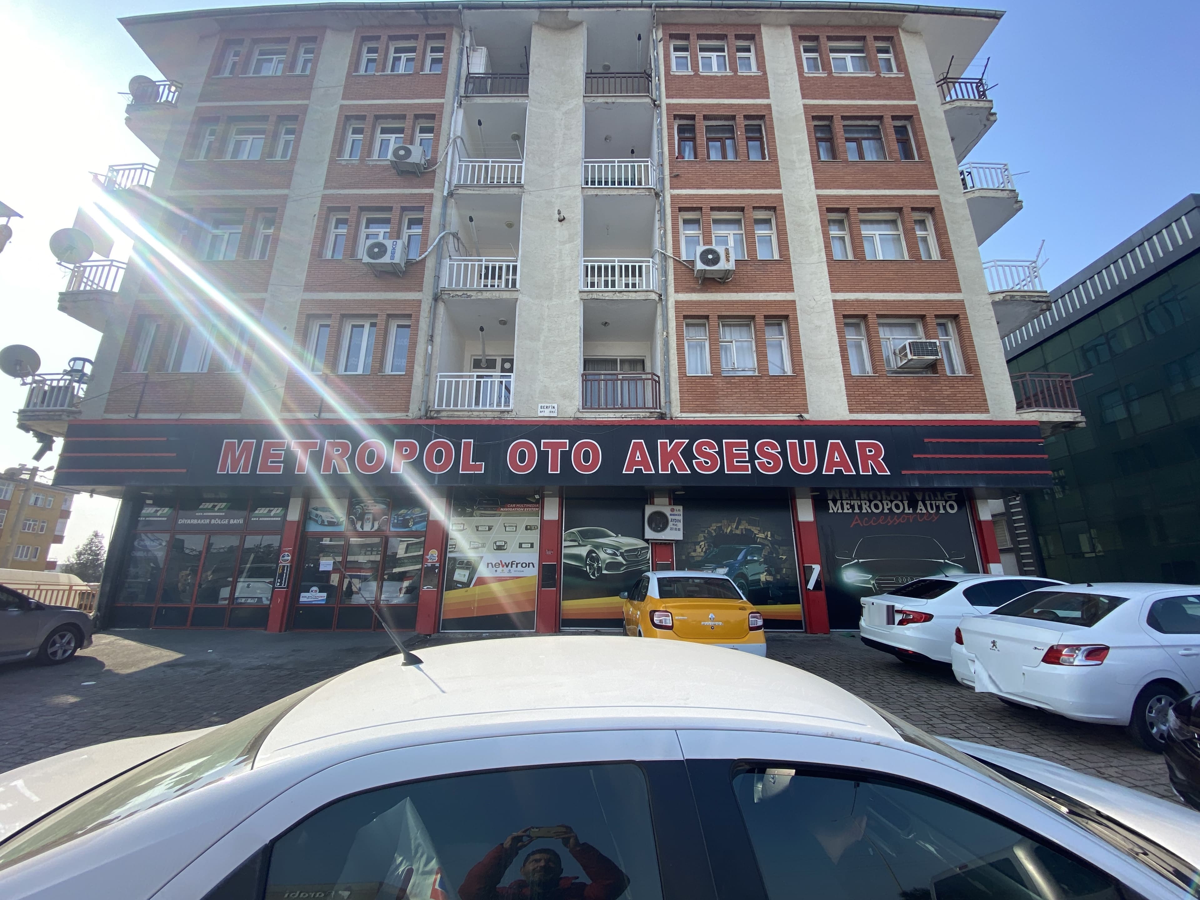 BAĞLAR BAĞCILAR MAH.'DE SATILIK DAİRE (R-1244)