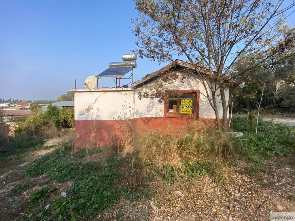 KARACABEY DAĞKADI MAH. ARSA VE KERPİÇ EV (R-346)