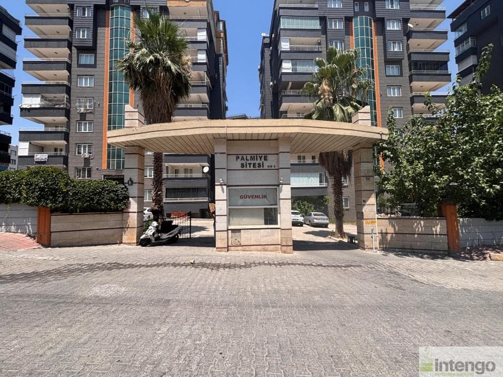 KARAKÖPRÜ PALMİYE SİTESİ'NDE SATILIK DAİRE (R-1842)